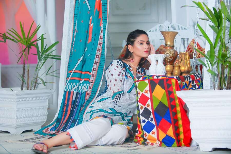 Wholesale Pakistani Designer Pret Luxury