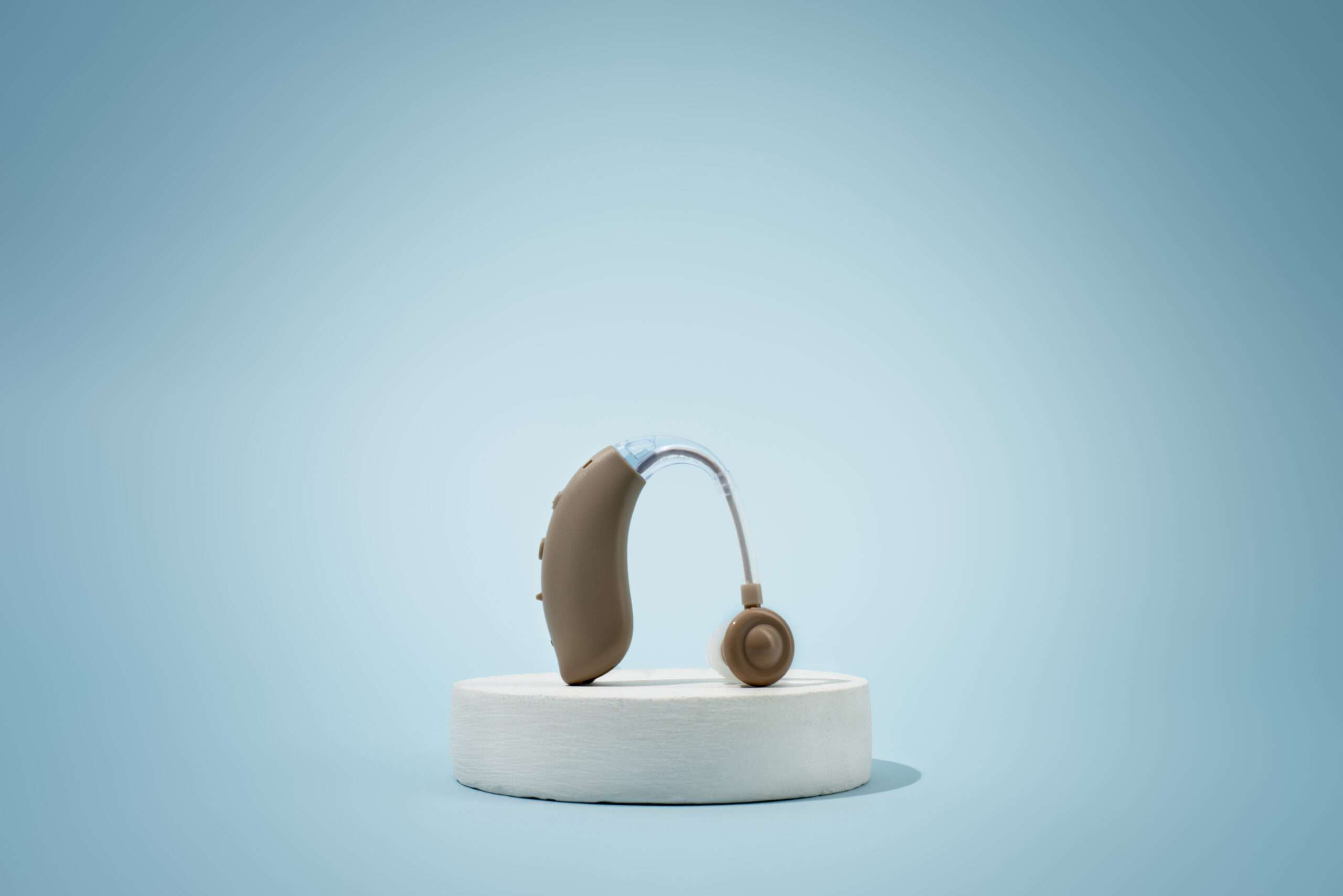 How Do BTE Hearing Aids Work? The Concept Simplified