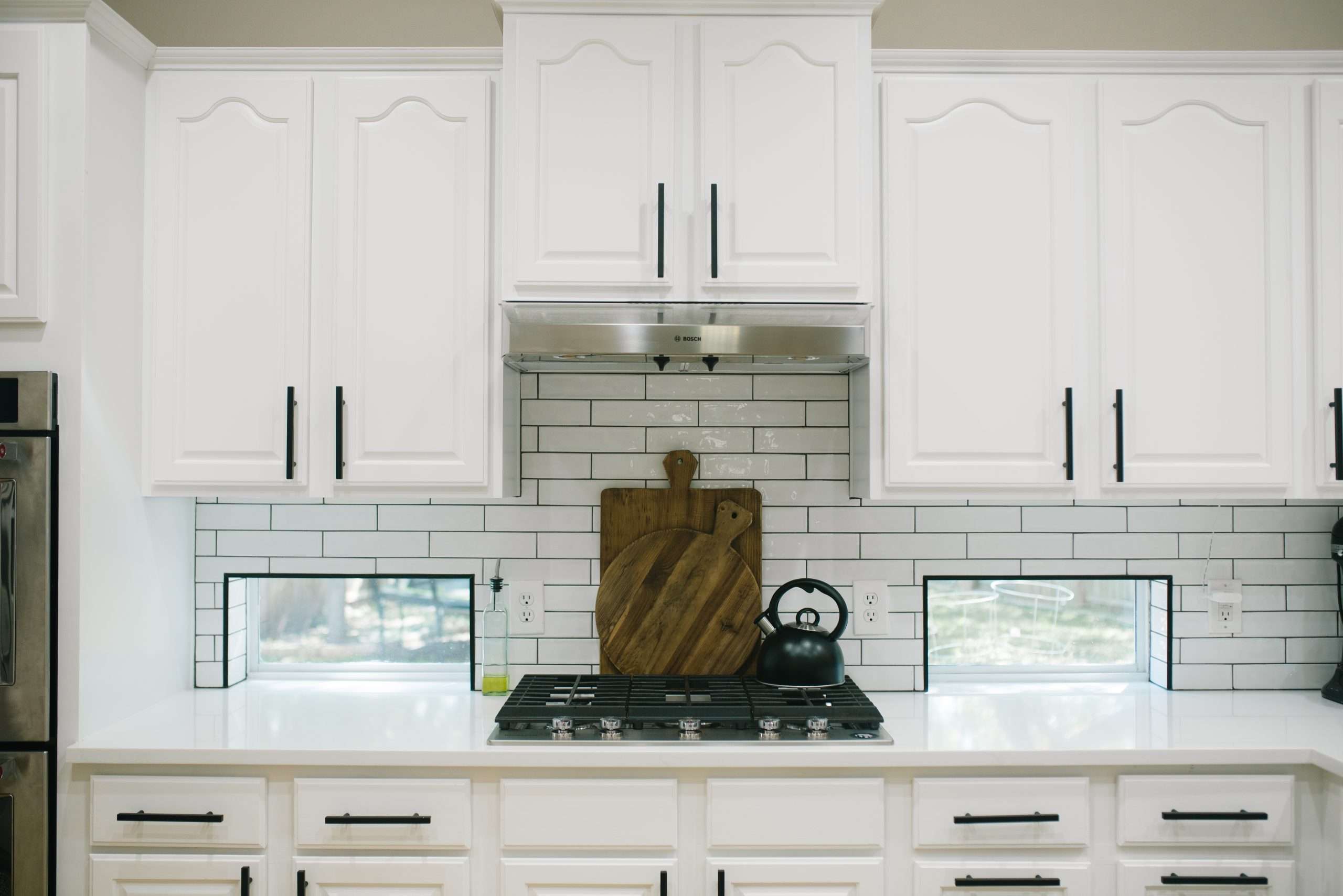 How Can I Choose The Right Color For My Cabinets?