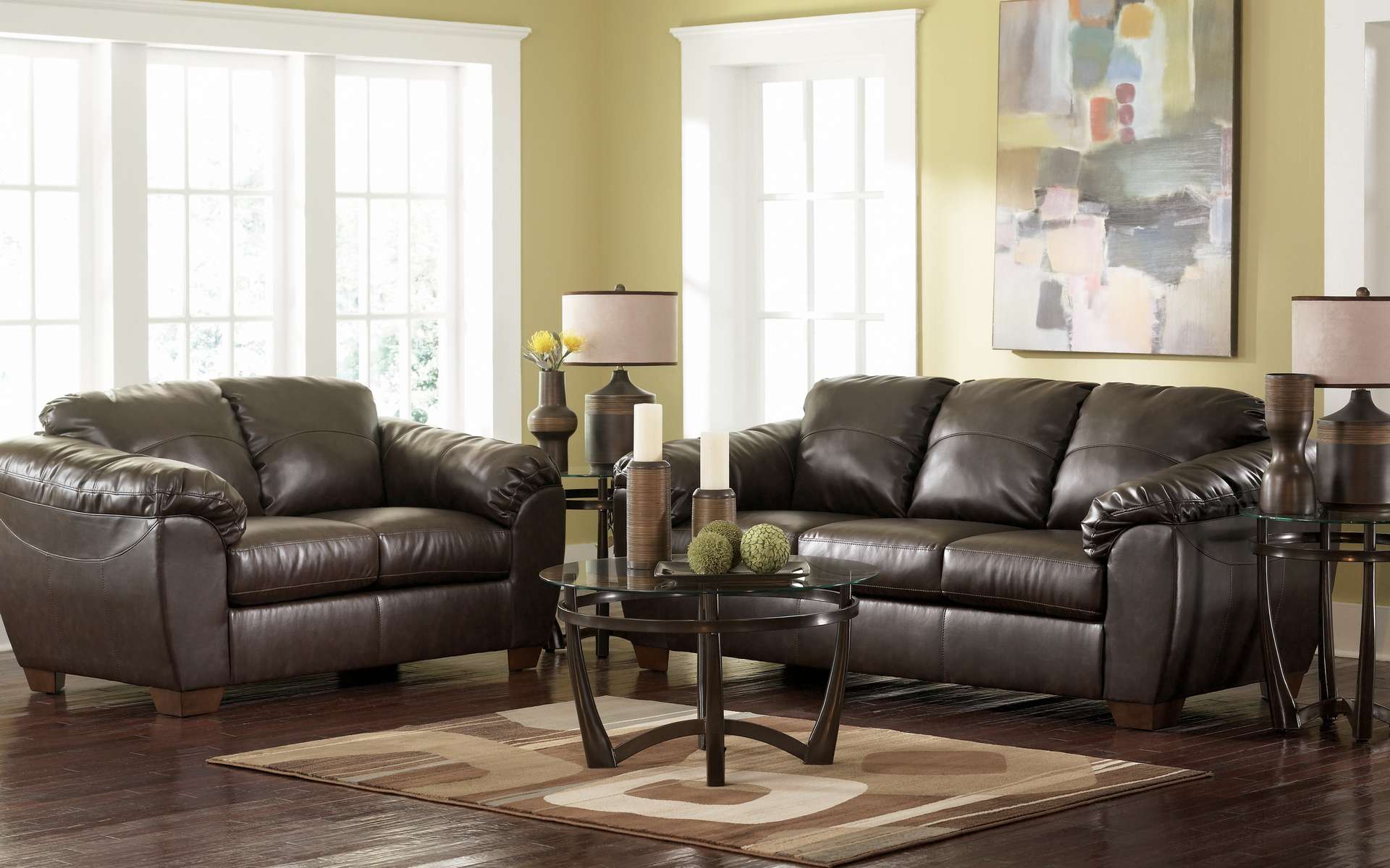 What Colour Goes With Brown Leather Sofa: Cool Point