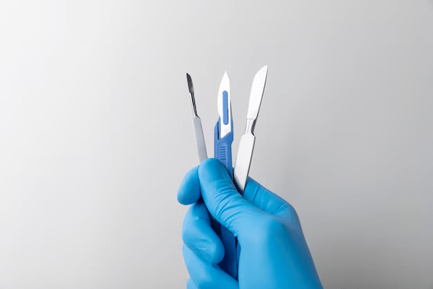 A Guide To Surgical Scalpels: Types, Uses, And More