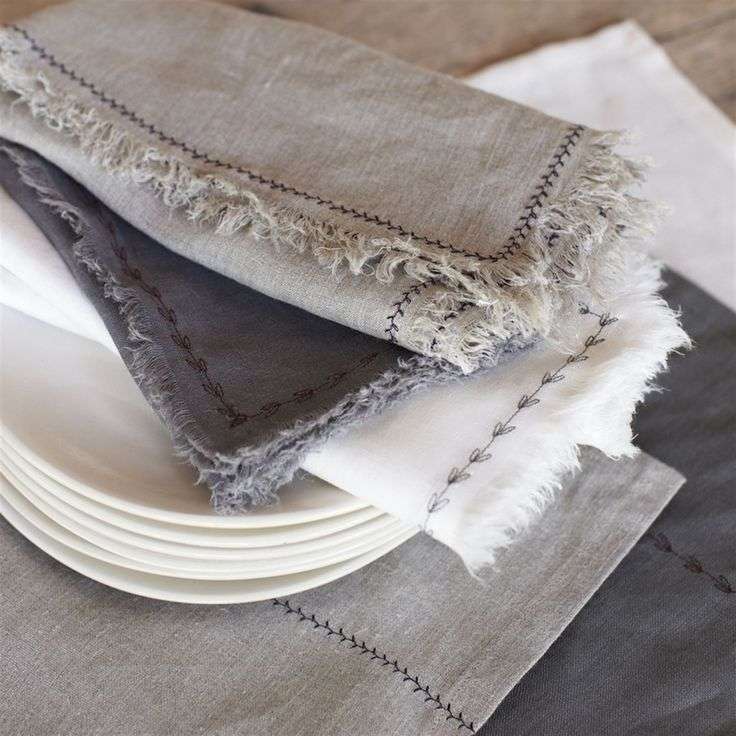 The Role of Napkins in Hotels How They Influence Customer Psychology