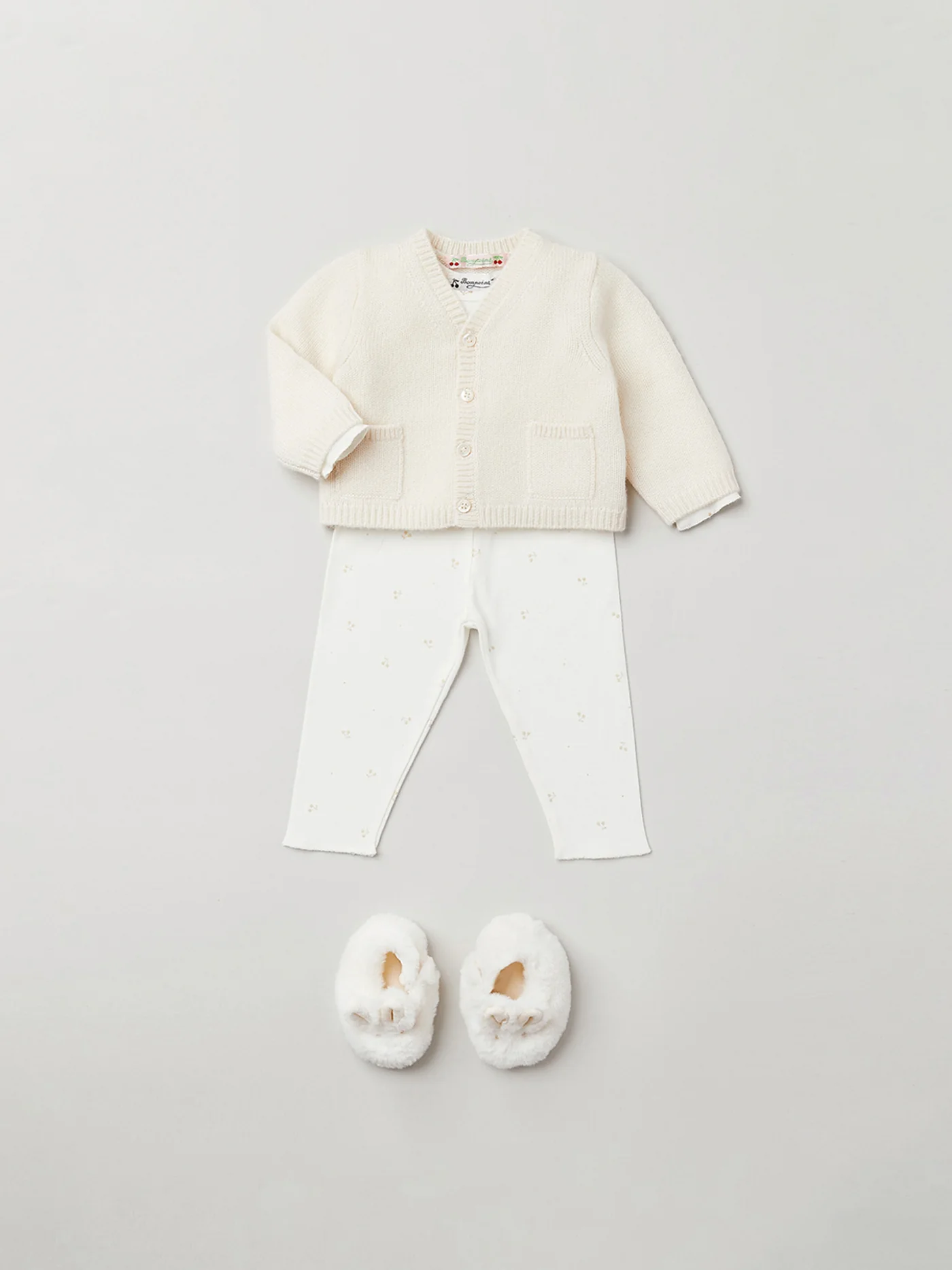 How Do I Pick The Perfect Newborn Two-Piece Set?